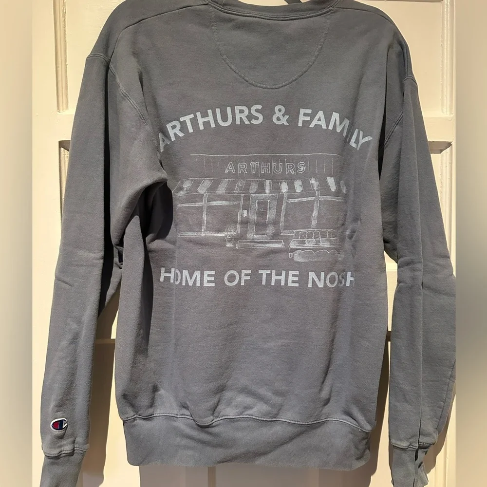 Arthur’s Sweater - Picture 3 of 5